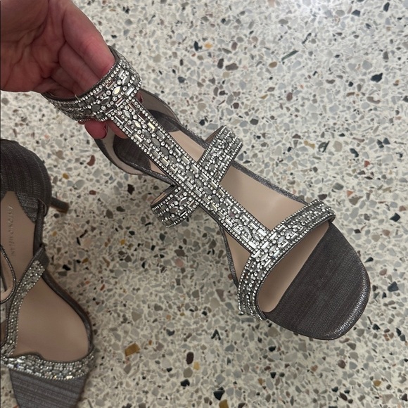 Antonio Melani silver rhinestone embellished heels open toe 8.5 formal cocktail - Picture 5 of 7